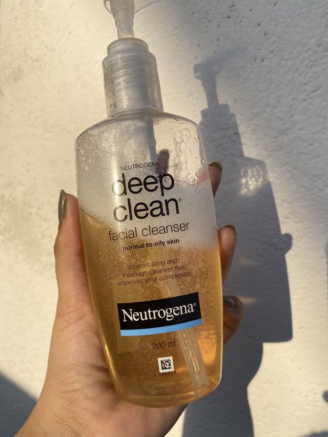 Neutrogena Deep Clean Facial Cleanser review photo by Juhikundal