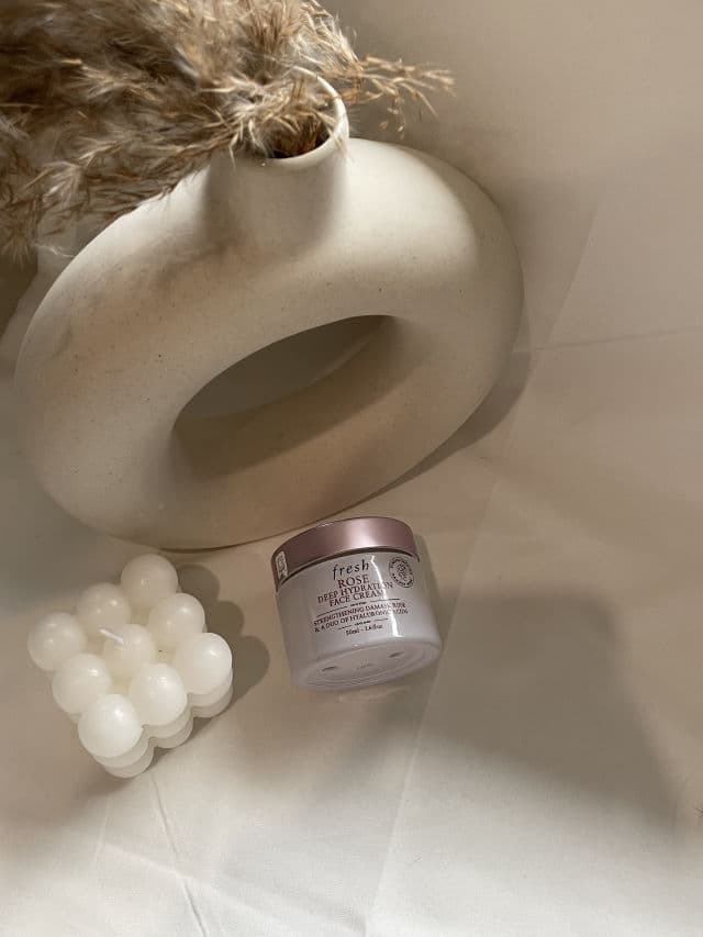 fresh Rose Deep Hydration Face Cream review photo by theskinyoga