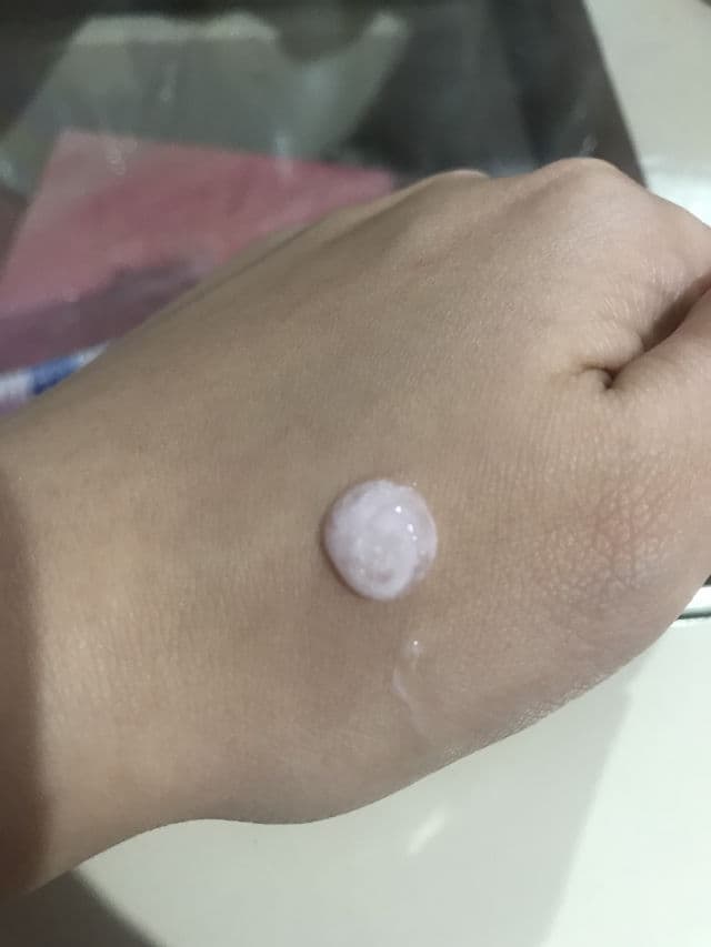 Garnier Sakura Pnkish Radiance Ultimate White Serum review photo by tinanong