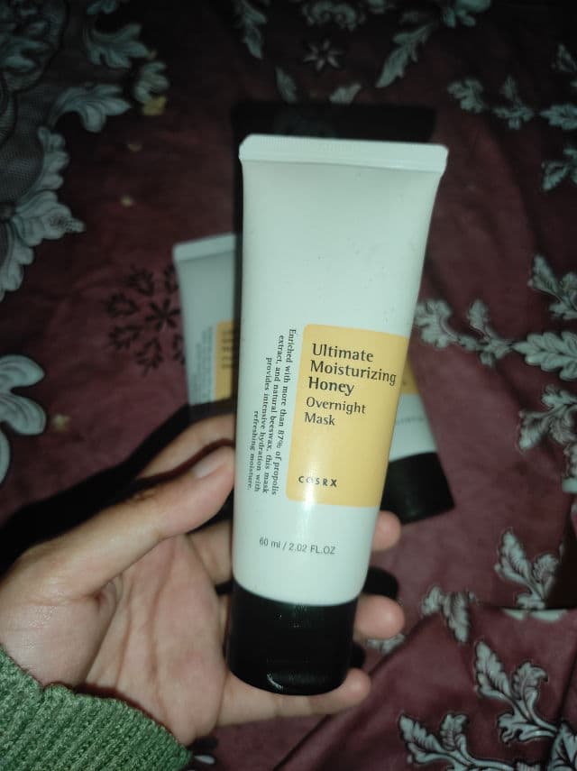 COSRX Ultimate Moisturizing Honey Overnight Mask review photo by tinkeu