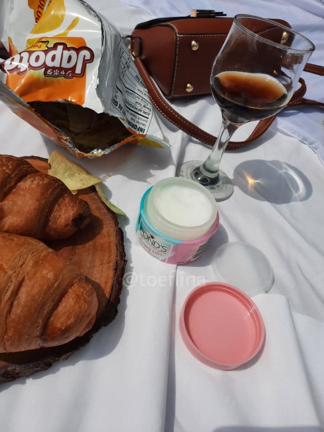 Pond's Makeup Remover Cleansing Balm review photo by toeflina