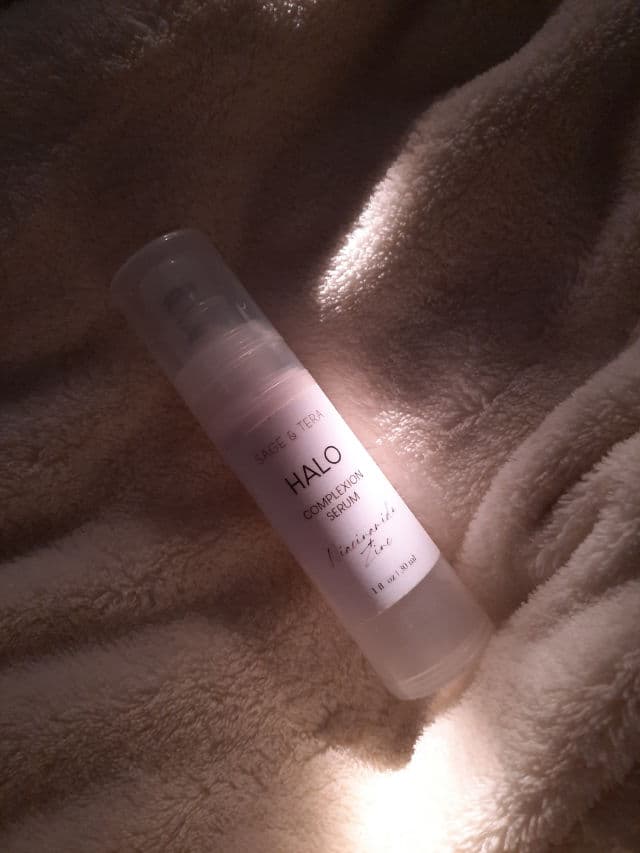 Sage & Tera Halo Complexion Serum (Niacinamide + Zinc) review photo by toothofjuly