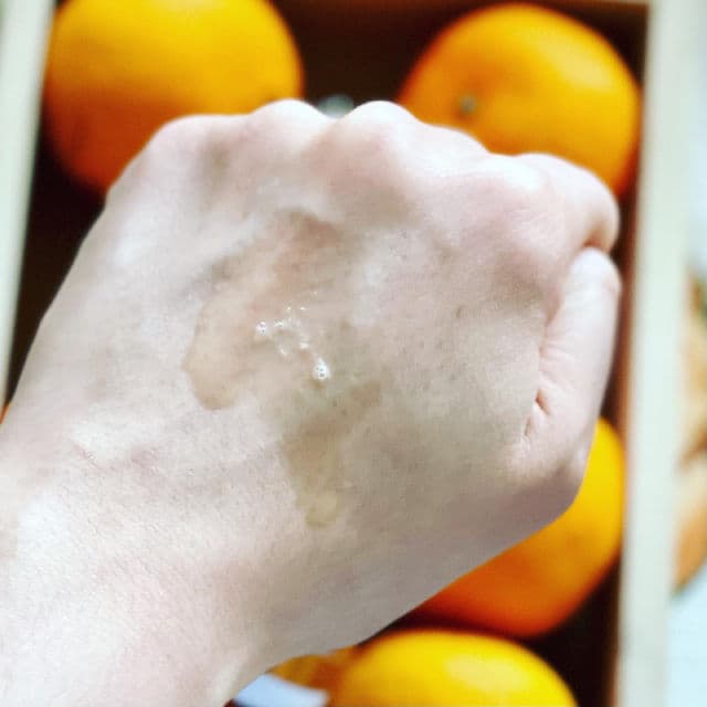 It Cosmetics Bye Bye Dullness Vitamin C Serum review photo by treasuredbeautyfinds