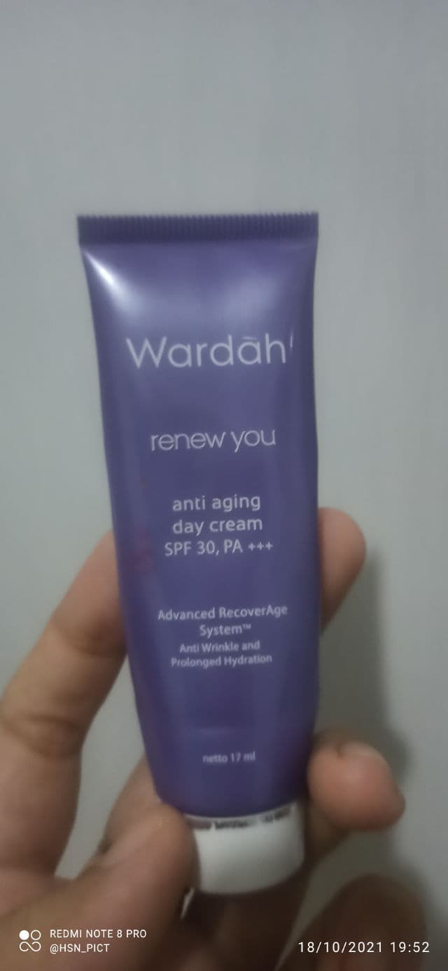 Wardah Renew You Anti Aging Day Cream review photo by trihsn