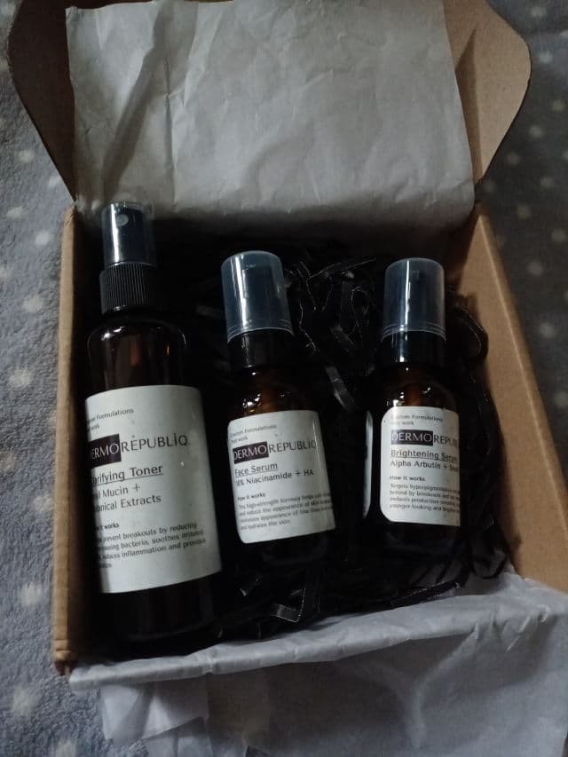 Dermorepubliq 10% Niacinamide + Hyaluronic Acid Face Anti-Blemish Serum review photo by tyaraa