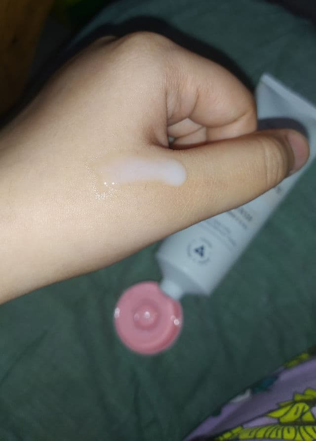 Oriflame Fairness Essentials Face Wash with Vitamins E & B3 review photo by ultimatecare