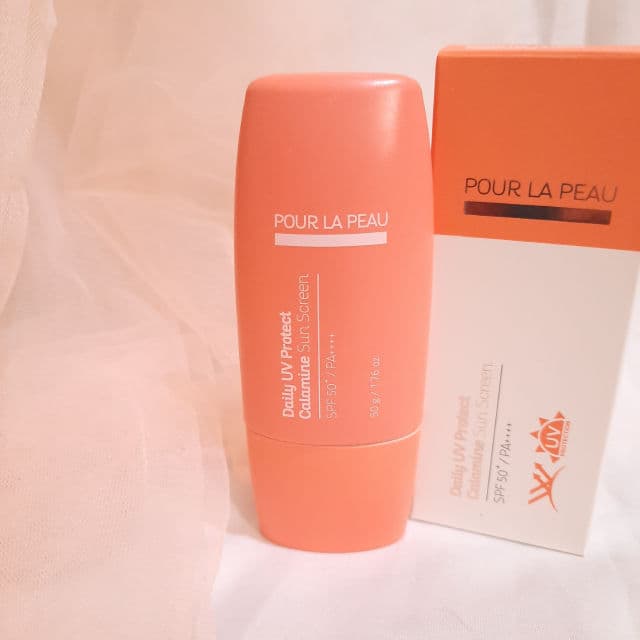 Pour La Peau Daily UV Protect Calamine Sun Screen SPF50+/PA++++ review photo by umslimoon