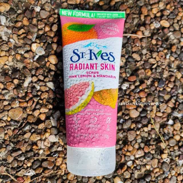 St. Ives Radiant Skin Pink Lemon & Mandarin Orange Scrub review photo by umzuskinreviews