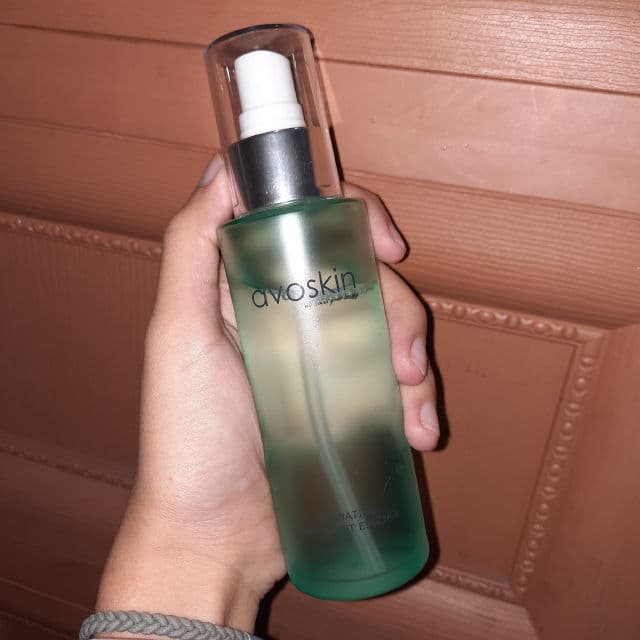 Avoskin Hydrating Treatment Essence review photo by unhappywithout