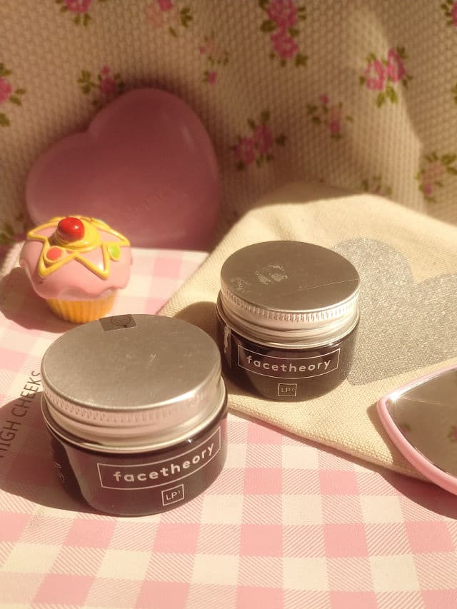 facetheory Lipabalm Bioactive Lip Balm BM1 review photo by unikitty