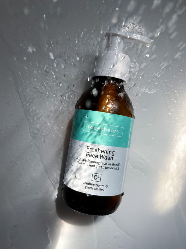 facetheory Freshening Face Wash C4 review photo by urbangalaxies