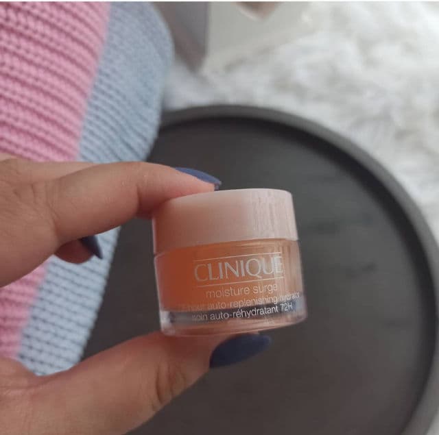 Clinique Moisture Surge 72-Hour Auto-Replenishing Hydrator review photo by vasylyna
