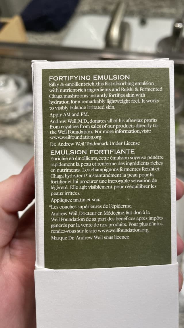 Origins Mega-Mushroom Relief & Resilience Weightless Moisturizer review photo by vbyerley