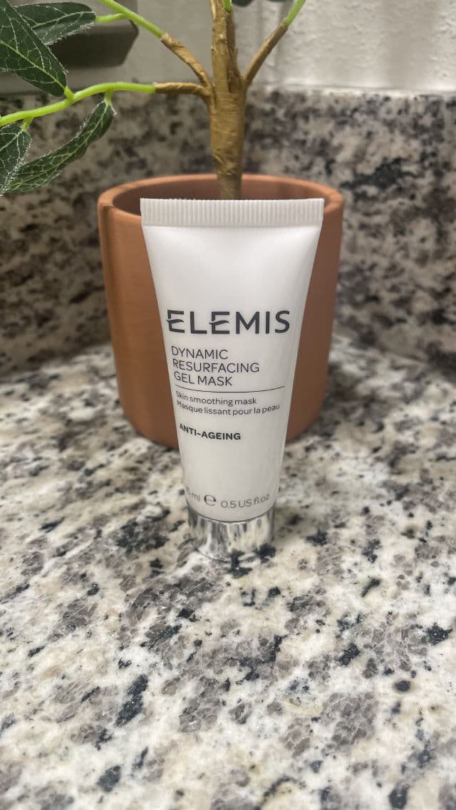 Elemis Dynamic Resurfacing Gel Mask review photo by vbyerley