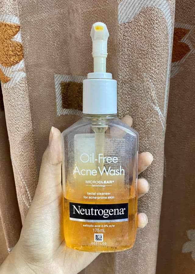 Neutrogena Oil-Free Acne Wash review photo by vedi