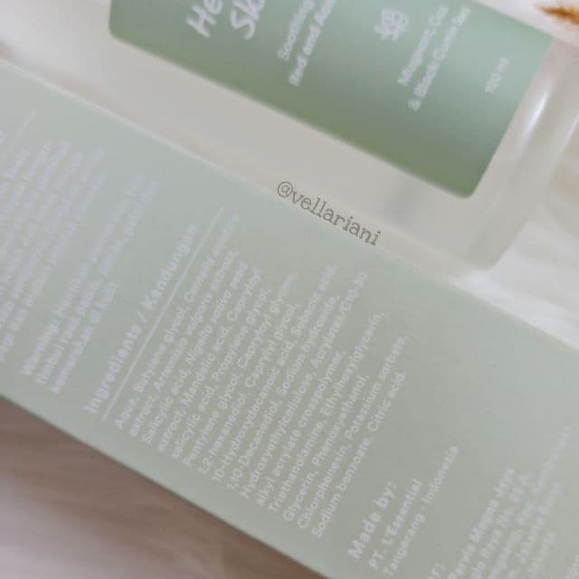 Studio Tropik Herbitus Skin Tonic review photo by vellariani
