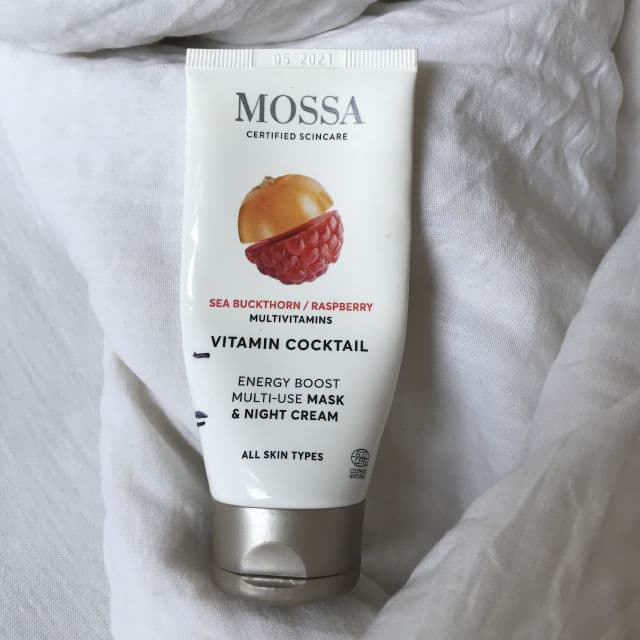 Mossa Vitamin Cocktail Energy Boost Multi-Use Mask & Night Cream review photo by venuslovesmakeup