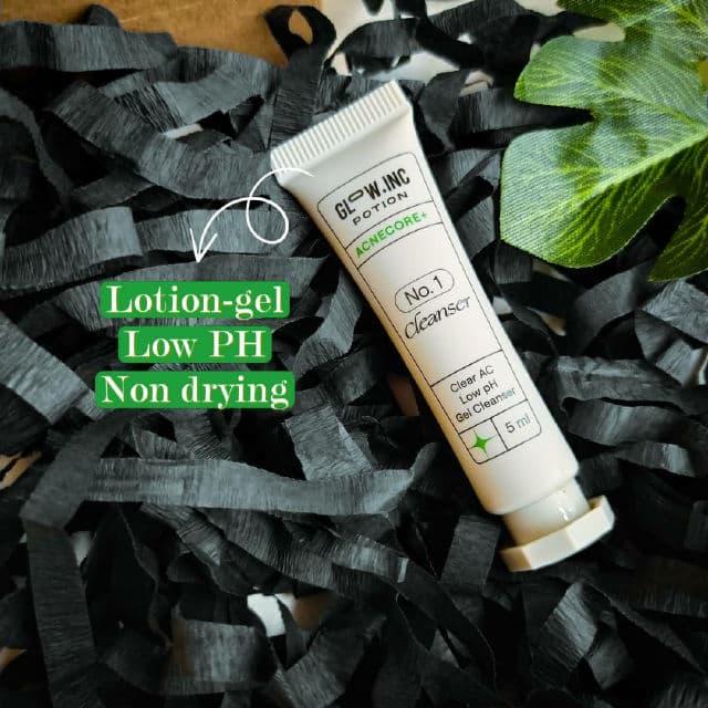 Glow Inc Potion ACNECORE+ Clear AC Low pH Gel Cleanser review photo by viraseptya