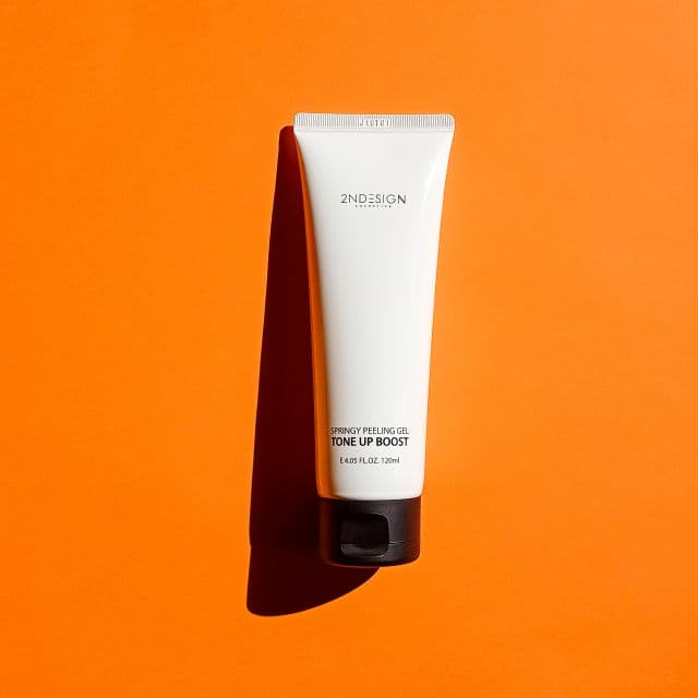 2NDESIGN Springy Peeling Gel Tone Up Boost review photo by vividskiiin