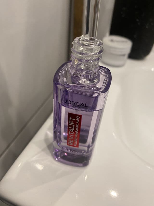 L'Oreal Paris Revitalift Filler Renew 1.5% Hyaluronic Acid Anti-Wrinkle Serum review photo by watermelons