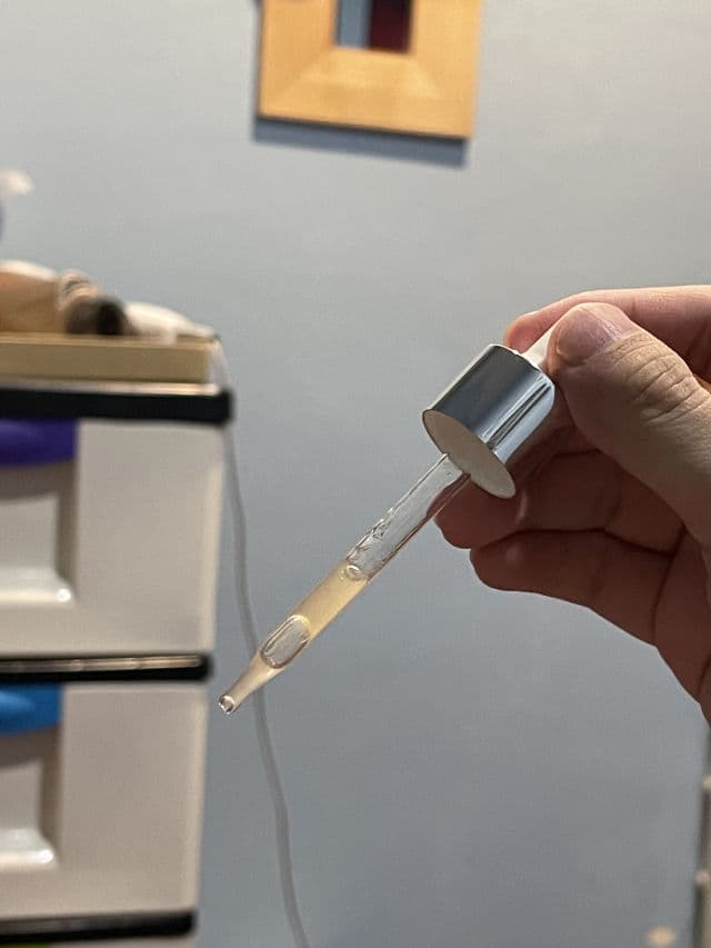 Hada Labo Premium Whitening Essence review photo by weikian90