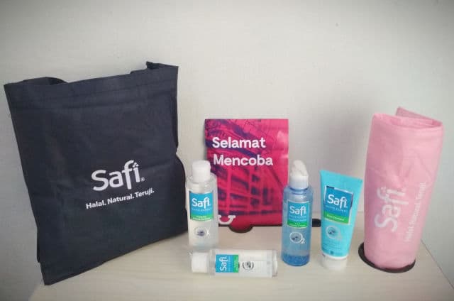 Safi Perfect White Purifying 2-in-1 Cleanser review photo by windiasaputri