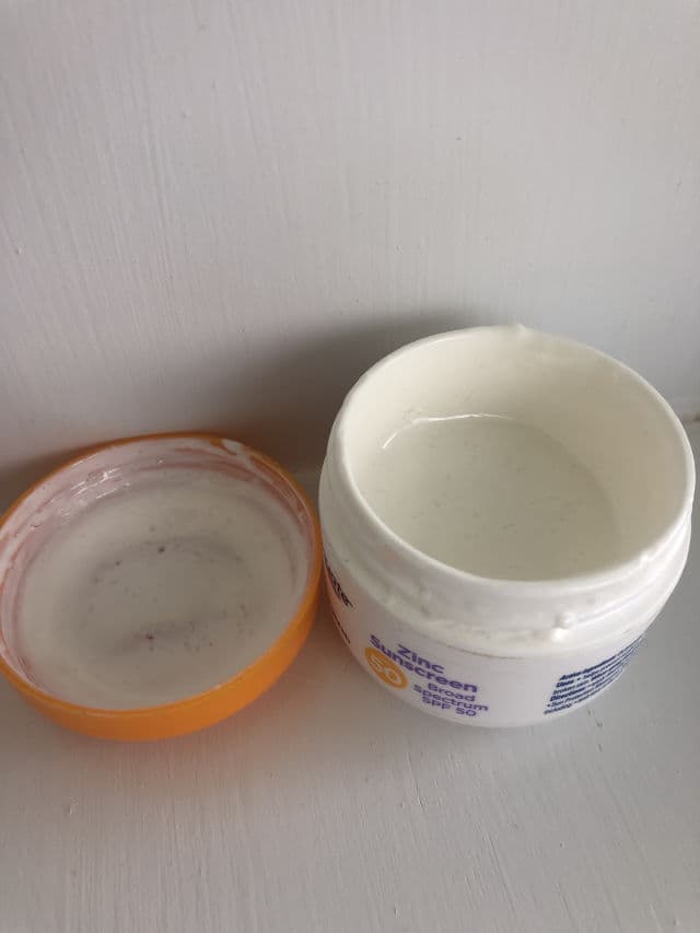 Equate Ultra Broad Spectrum Zinc Sunscreen SPF 50 review photo by disinclined