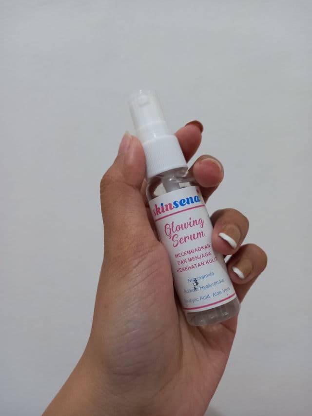Skinsena Glowing Serum review photo by witchedhazel