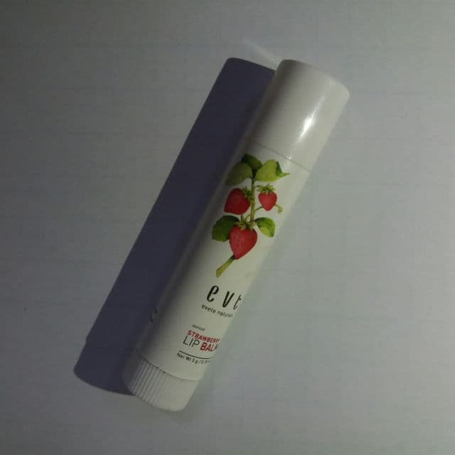 Evete Naturals Lip Balm Lemon Ginger review photo by writtenbywin
