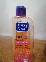 Clean & Clear Foaming Facial Wash review photo by x412xx