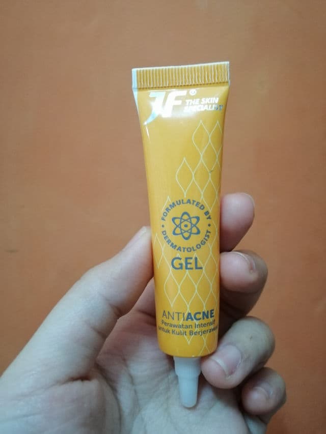 JF the skin specialist AntiAcne Gel review photo by x412xx