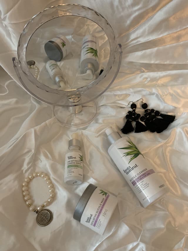 InstaNatural Glycolic Cleanser review photo by ximebeautylist