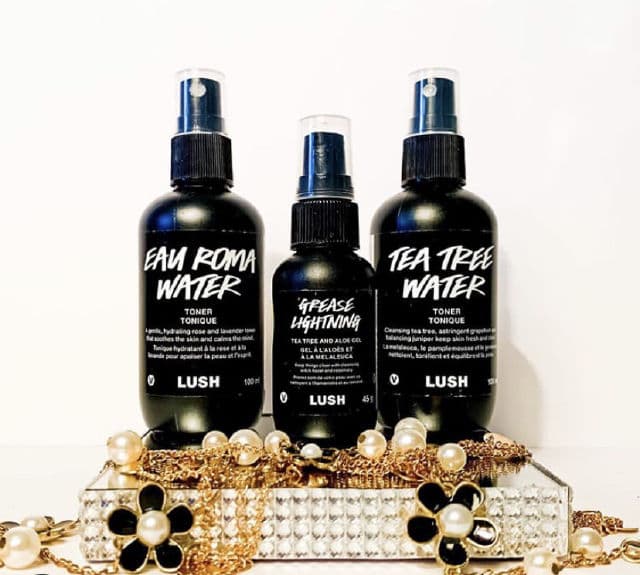 LUSH Tea Tree Water review photo by ximebeautylist