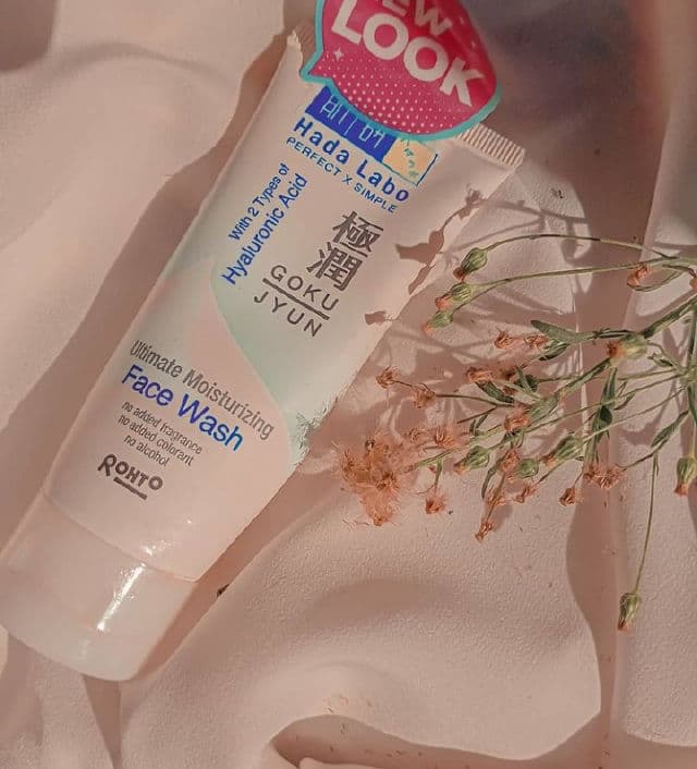 Hada Labo Moisturizing Face Wash review photo by Mida12