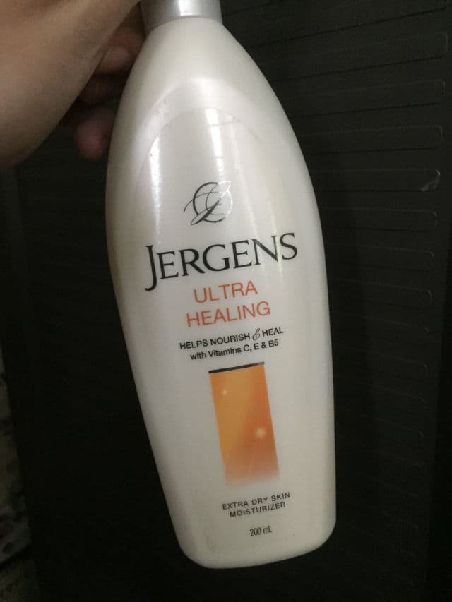 Jergens Ultra Healing Extra Dry Skin Moisturizer review photo by yangg