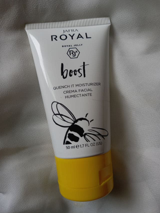 JAFRA Boost Quench It Moisturizer Crema Facial Humectante review photo by yulijo