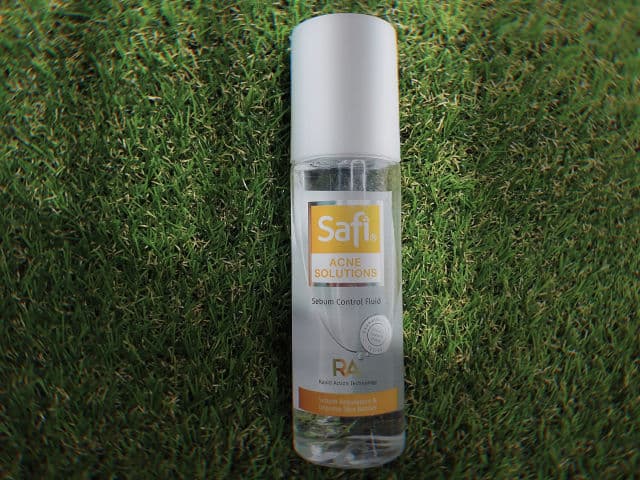 Safi Acne Solution Sebum Control Fluid review photo by zanaaaa