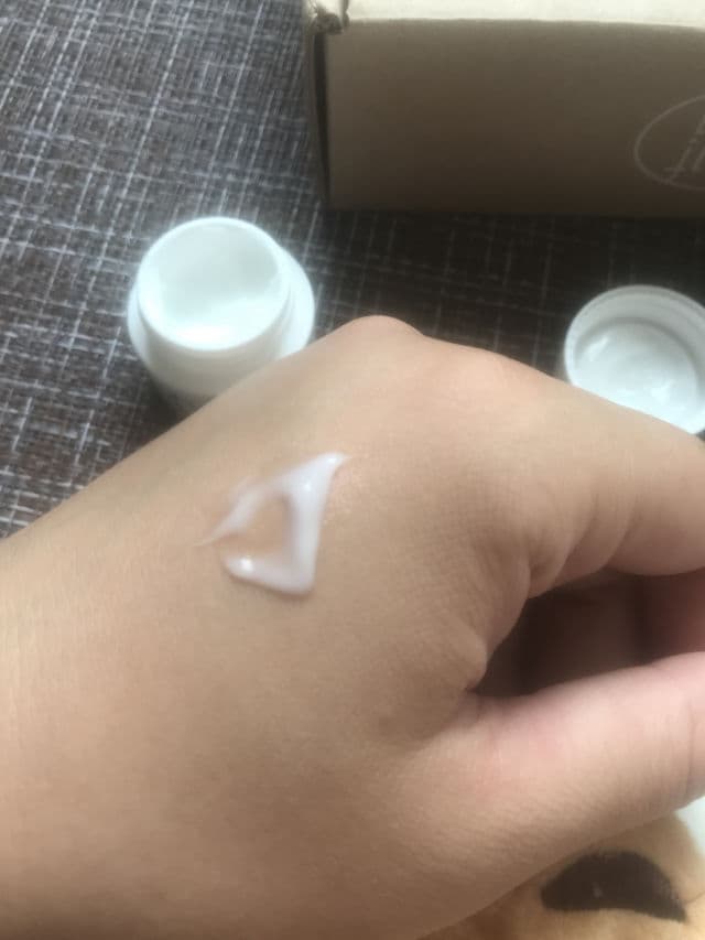 enufproj Moisture Cream review photo by zhnatali