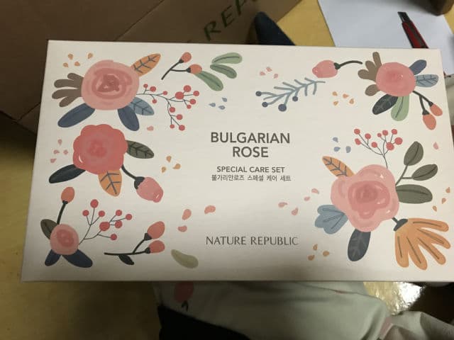 NATURE REPUBLIC Bulgarian Rose Moisture Cream review photo by zimikchan27