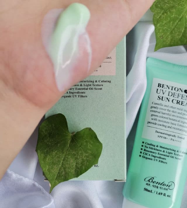 BENTON Air Fit UV Defense Sun Cream SPF 50+ PA++++ review photo by zizinyyy