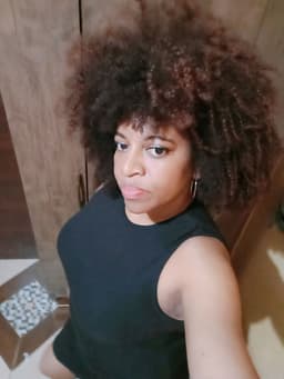 Erikaafrosycurly