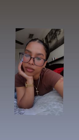 Helen23
