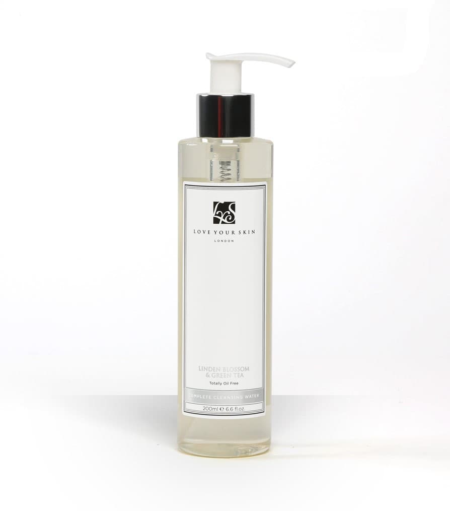 Linden Blossom And Green Tea Totally Oil-Free Complete Cleansing Water