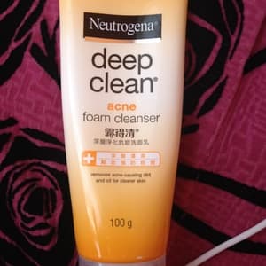 Deep Clean Acne Foam Cleanser