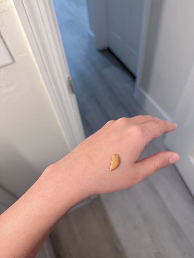 SHEGLAM Skinfinite Hydrating Foundation review photo by melanis3072