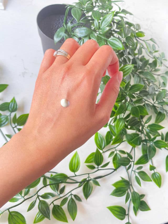 La Roche-Posay Anthelios Hydrating Cream SPF50 review photo by Minac