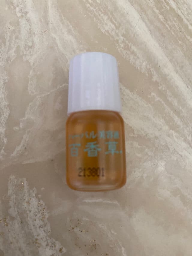 Hyakkaso Hyaluronic Acid Serum review photo by NguyenAndOngLy