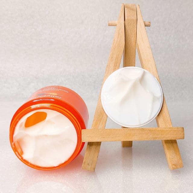 JellyPrim Vitamin C Brightening Face Cream review photo by Apweel