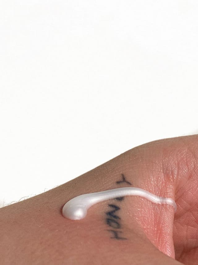 tbh. Gentle Cleanser review photo by NicoleSkincare