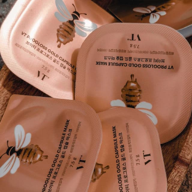 VT COSMETICS Progloss Gold Capsule Mask review photo by HilalAfandi
